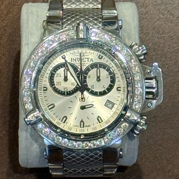 2.94 CARAT INVICTA SUBAQUA NOMA 111